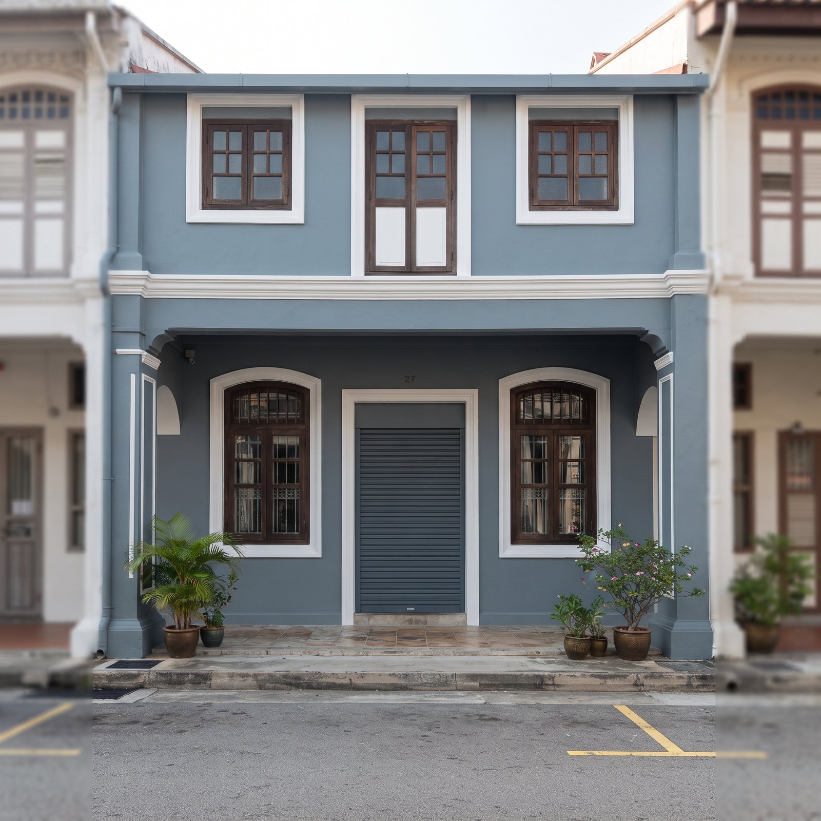 Shopfront exterior repaint
